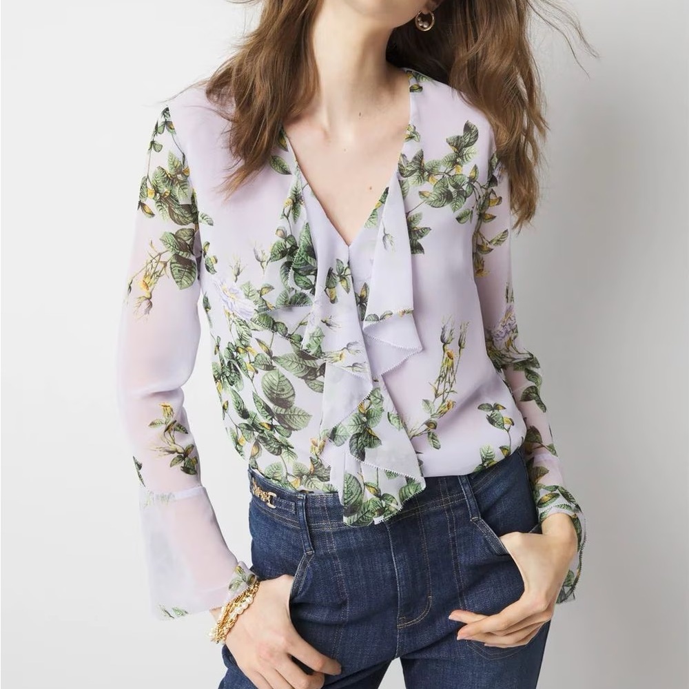 NWT White House Black Market WHBM Floral Ruffle Blouse.